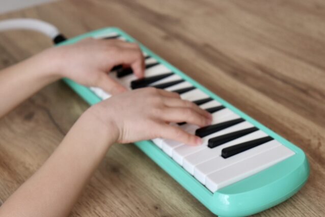 鍵盤ハーモニカの練習